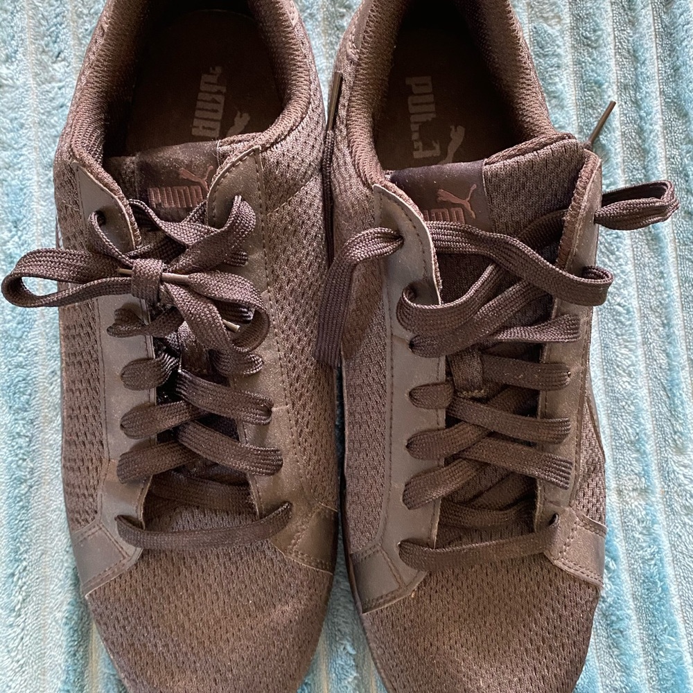 Men’s Puma Tennis Shoes